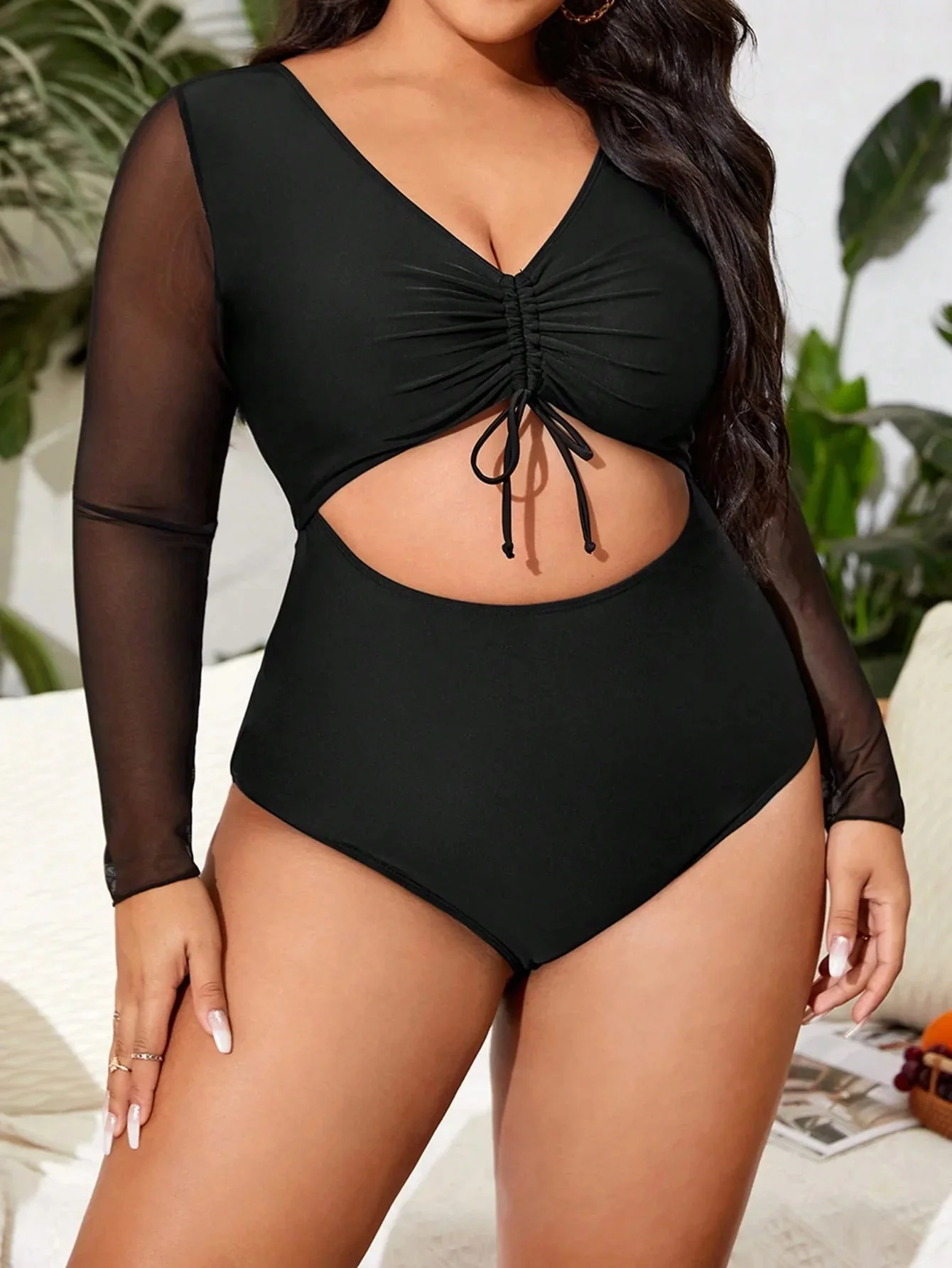Bañador plus size con manga larga y abertura - Image 2