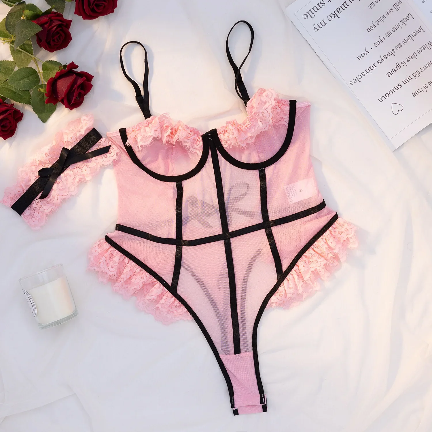 Body de malla rosa con ribete de volantes y encaje - Image 4