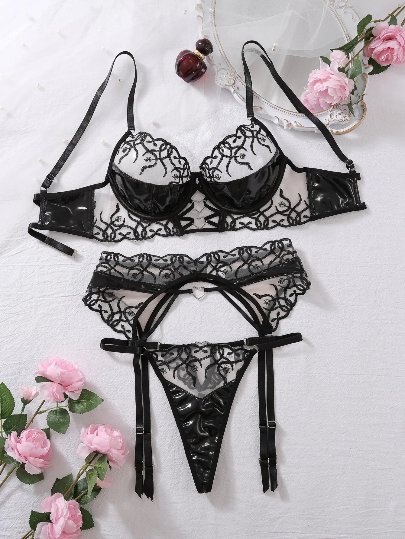 Conjunto de lencería con bordado Ivy - Image 5