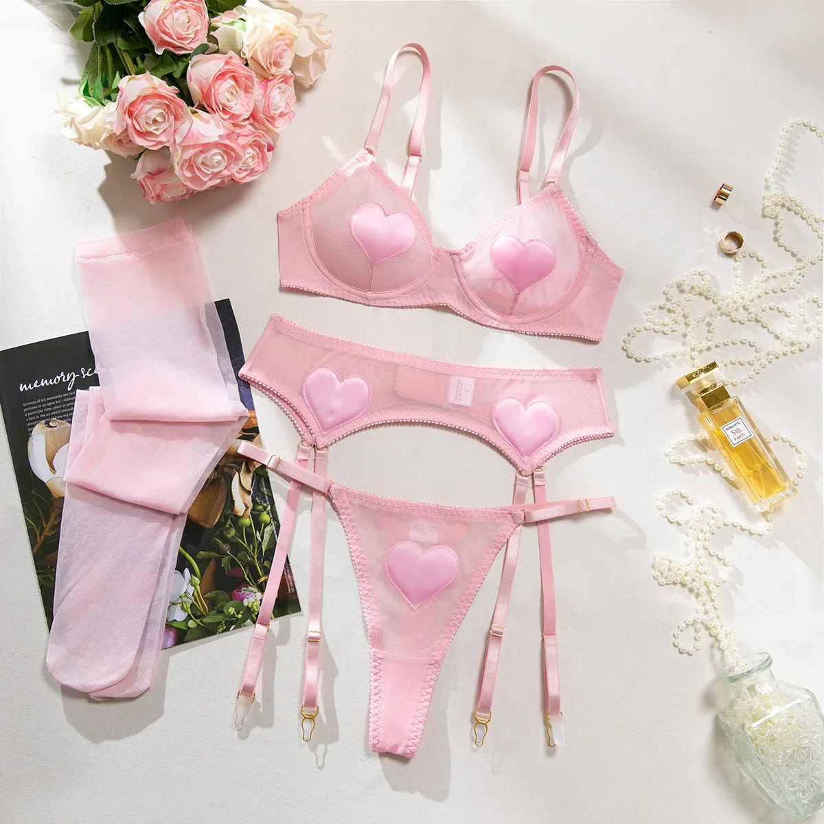 Conjunto de lencería con estampado de corazoncitos Britanny - Image 5
