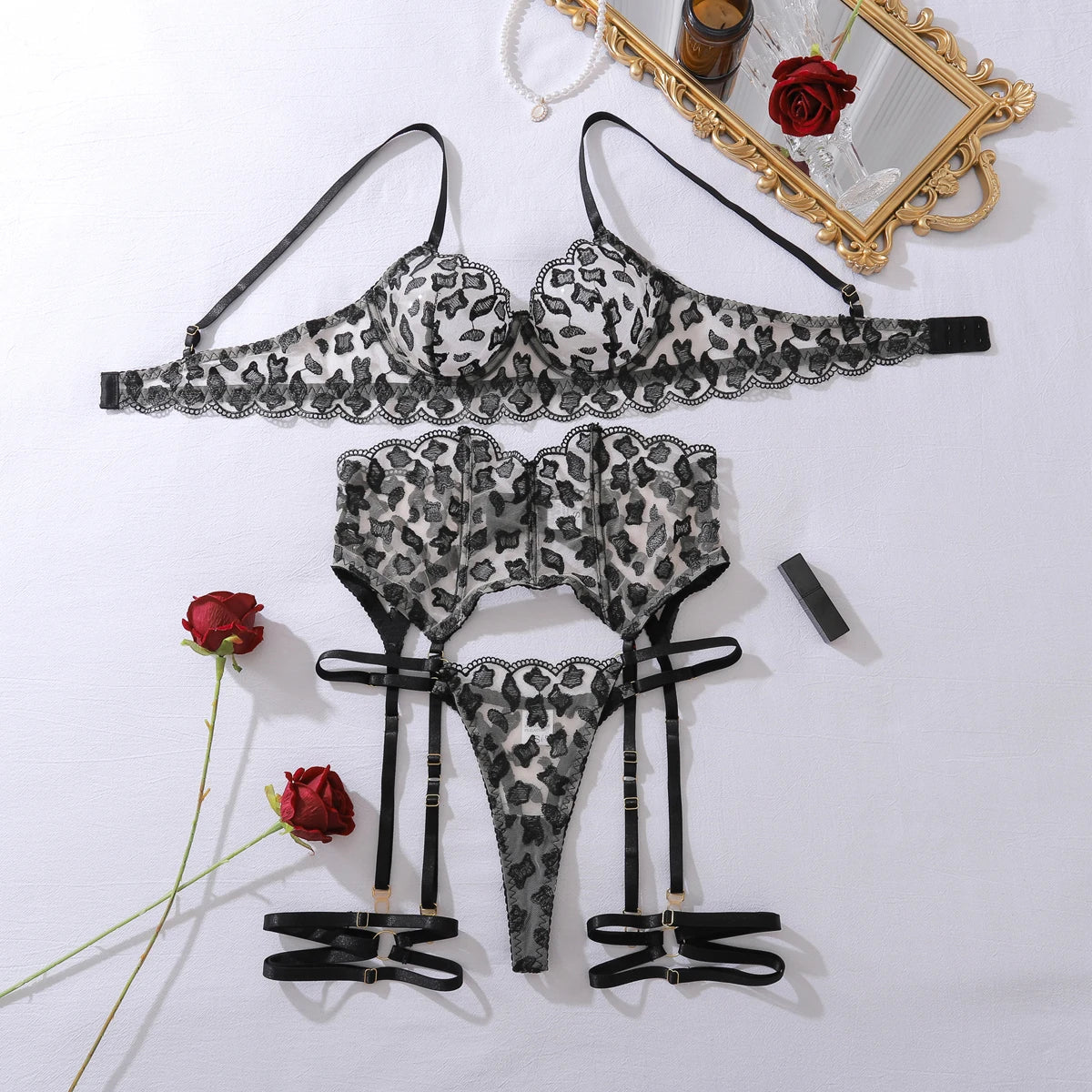 Conjunto de lencería con estampado de leopardo Eneli - Image 7