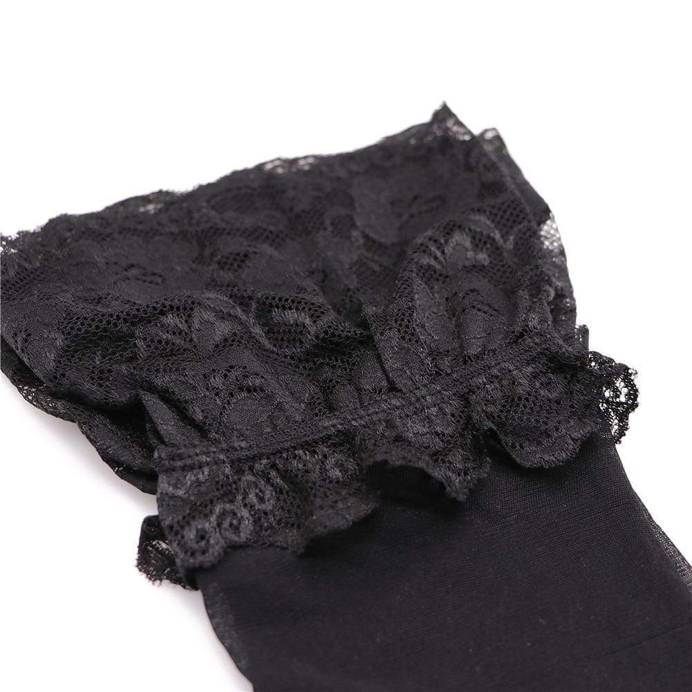 Conjunto de lencería de encaje con medias Roxanne - Image 12