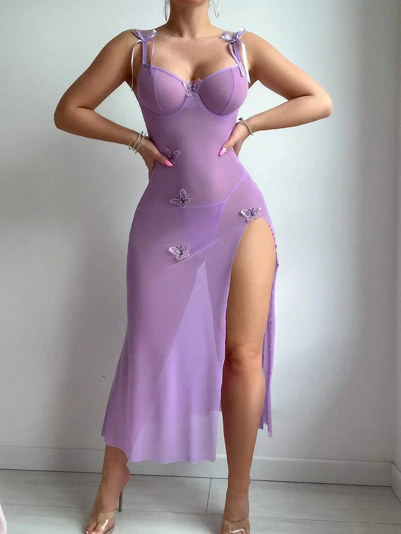Vestido transparente con mariposas - Image 3